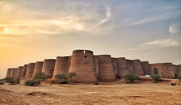 6 Of The Best Tourist Experiences In Cholistan