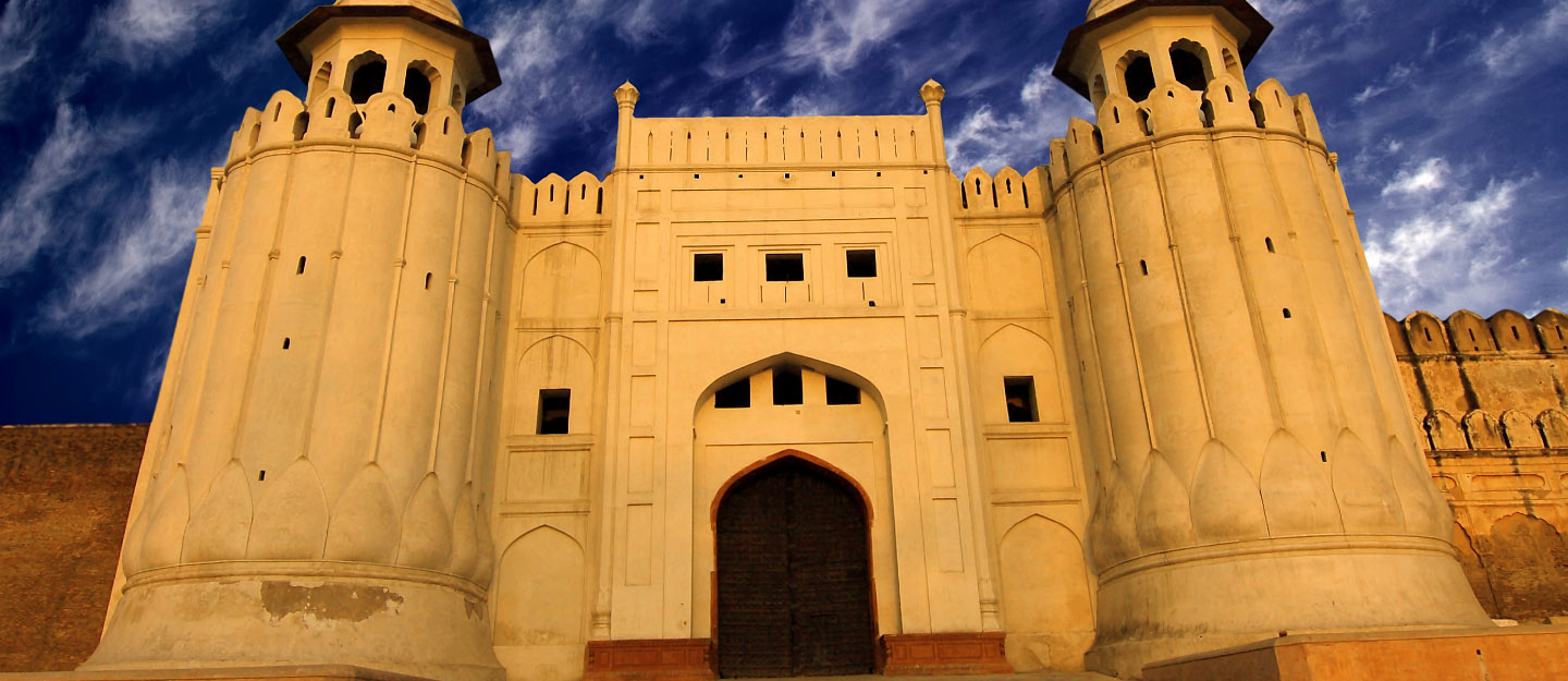 list-of-historical-forts-in-pakistan-that-you-must-visit-zameen-blog