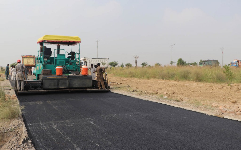 Carpeting of road in Top City 1