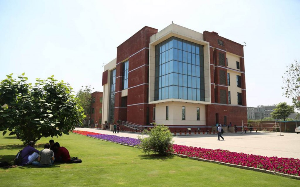 Best Business Management Universities In Islamabad Zameen Blog