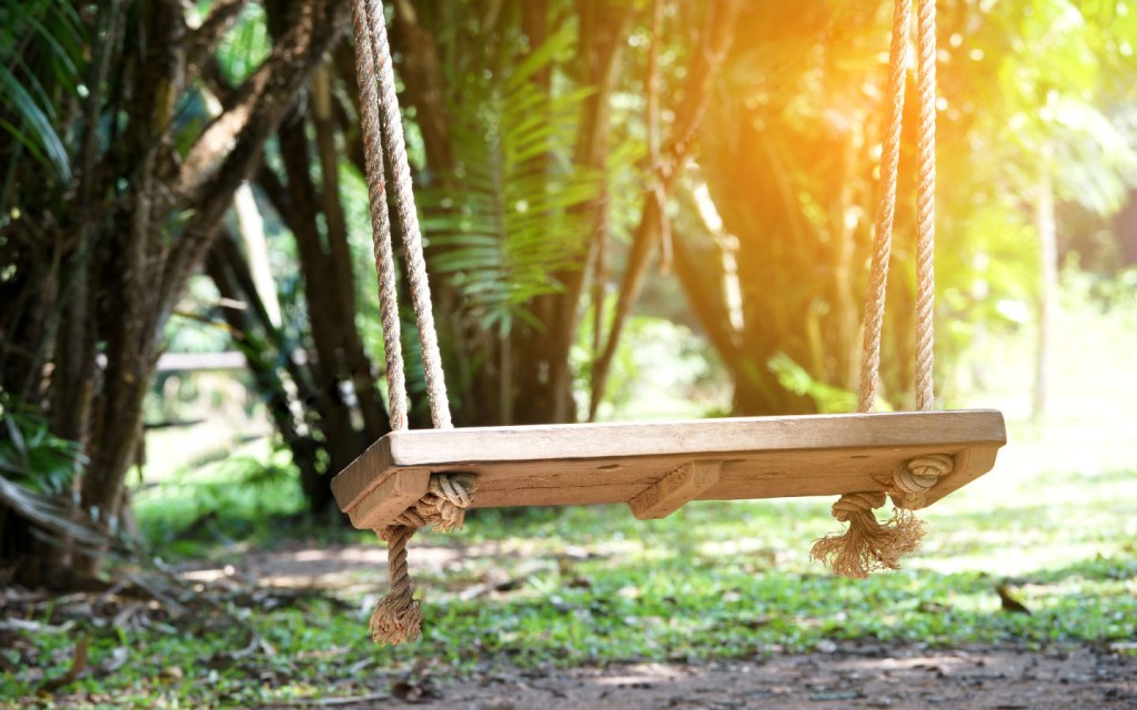 Make your own swing out of scrap wood